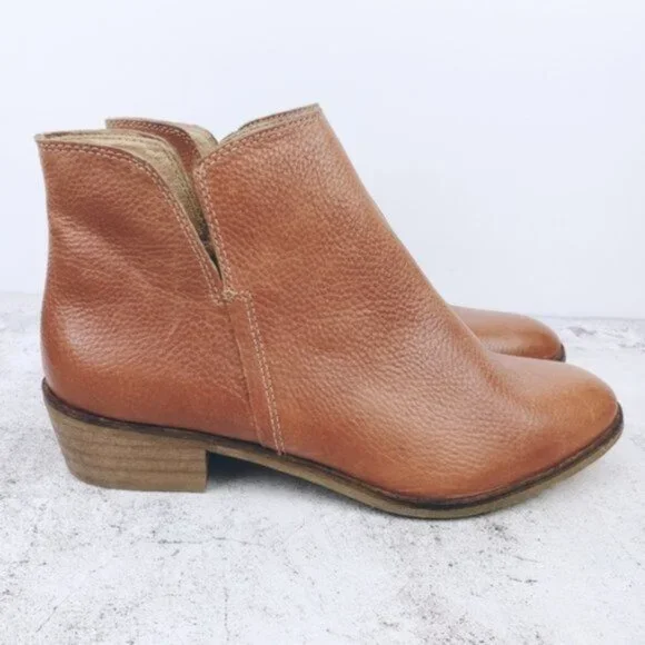 Splendid Pebbled Genuine Leather Ankle Booties size 6.5 Minimalist Preppy - Picture 2 of 12